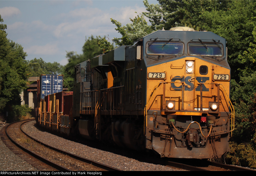 CSX 729